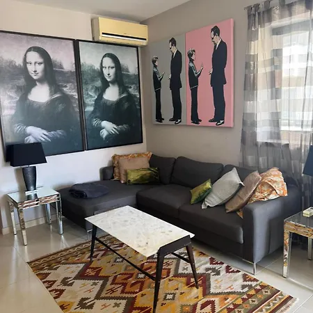 Art Deco Tigne Apartment Sliema