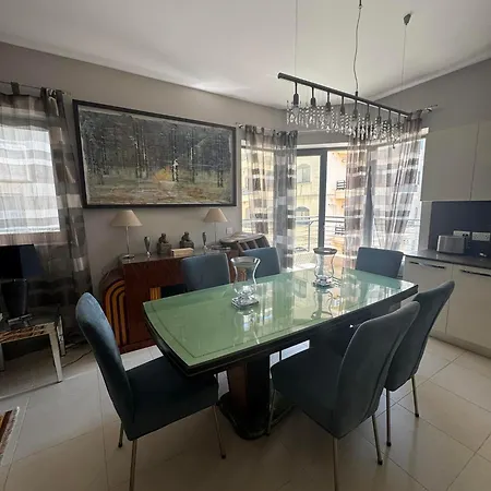 Art Deco Tigne
